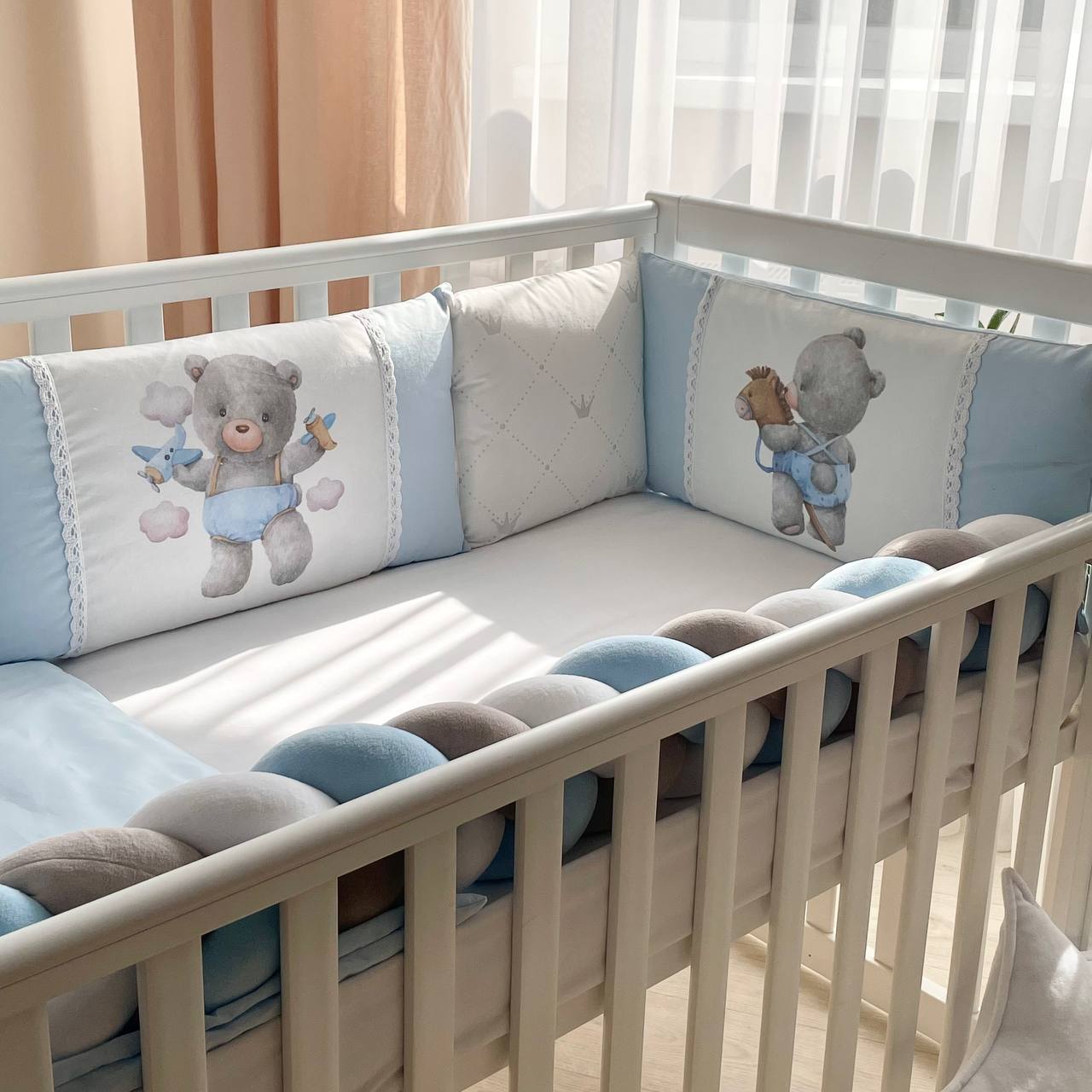 Detský set do postieľky Kids Toys – medvedík chlapček