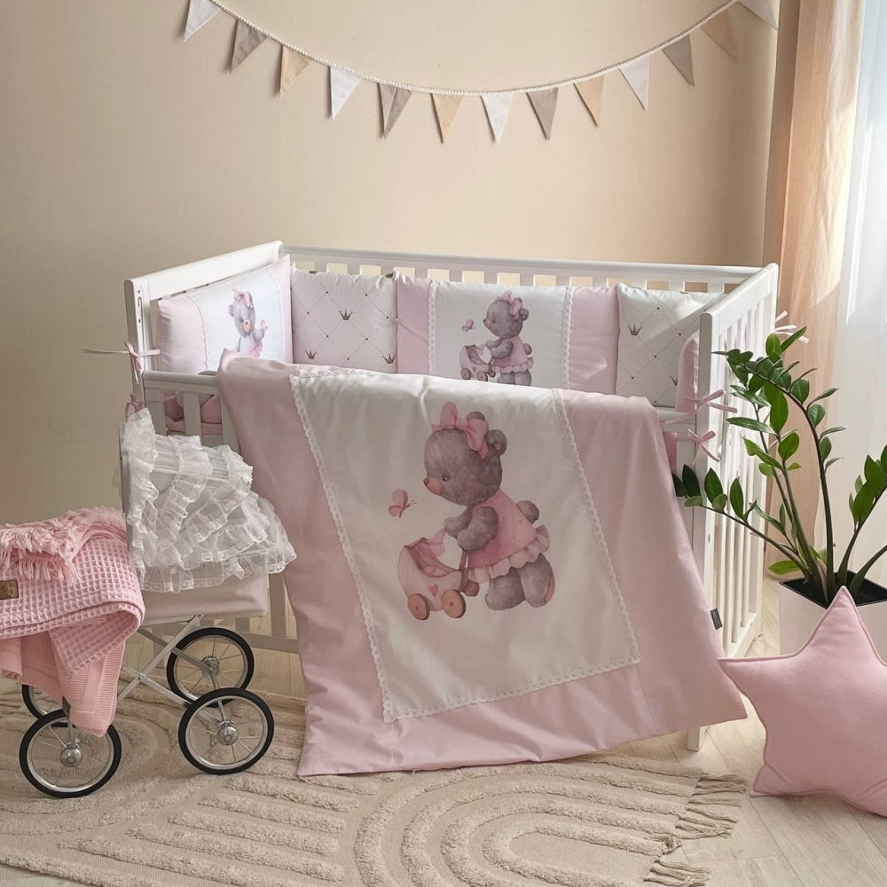 Detský set do postieľky Kids Toys – medvedík dievčatko