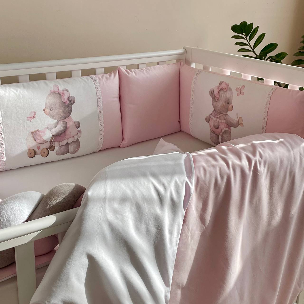 Detský set do postieľky Kids Toys – medvedík dievčatko