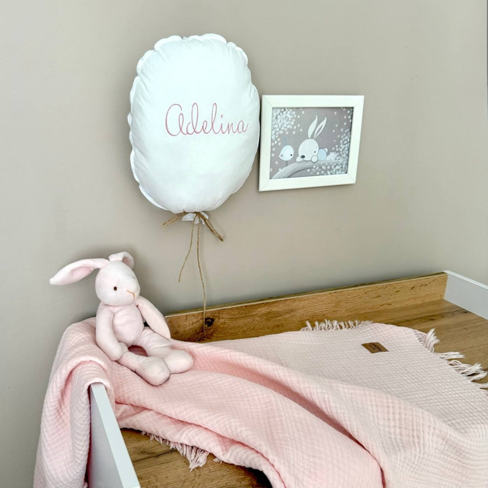Textilná hračka Gulička (ovál) s výšivkou „Oh Baby“ – modrá