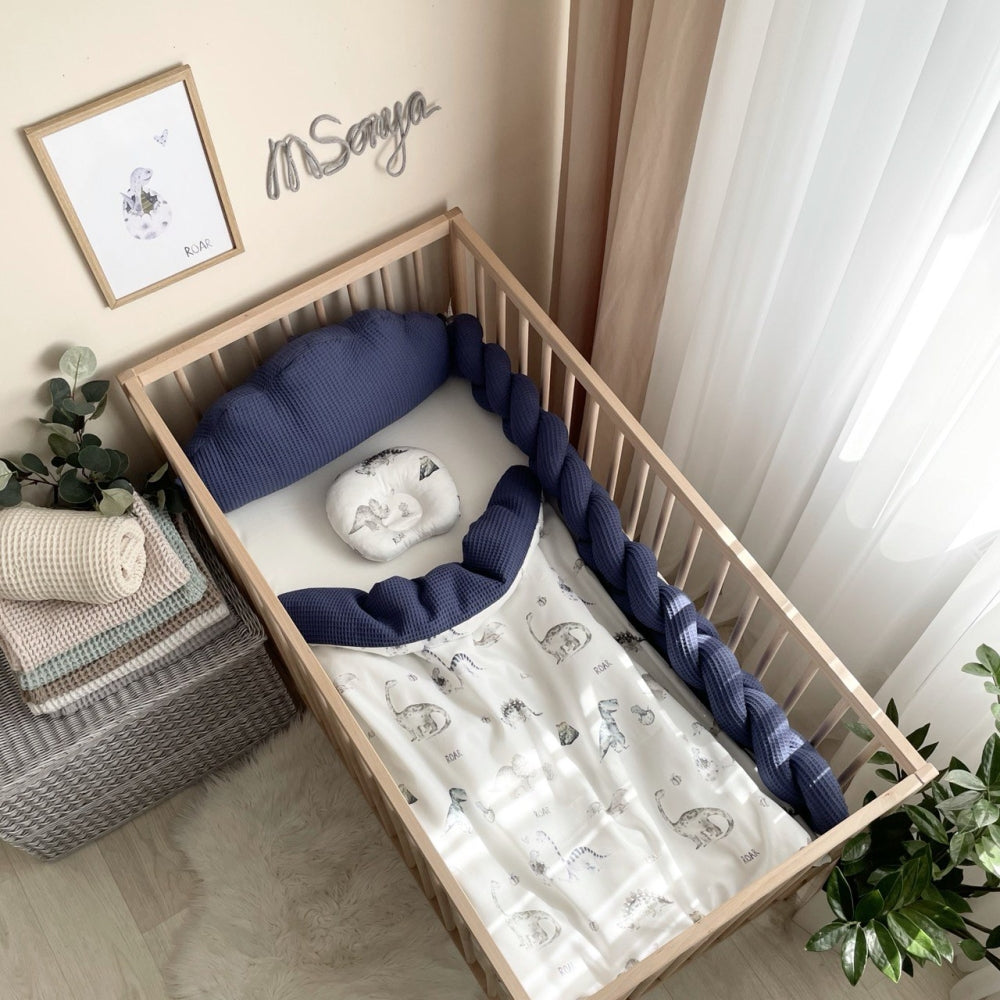 Vaflový pletený mantinel do postieľky 120 cm – modrý