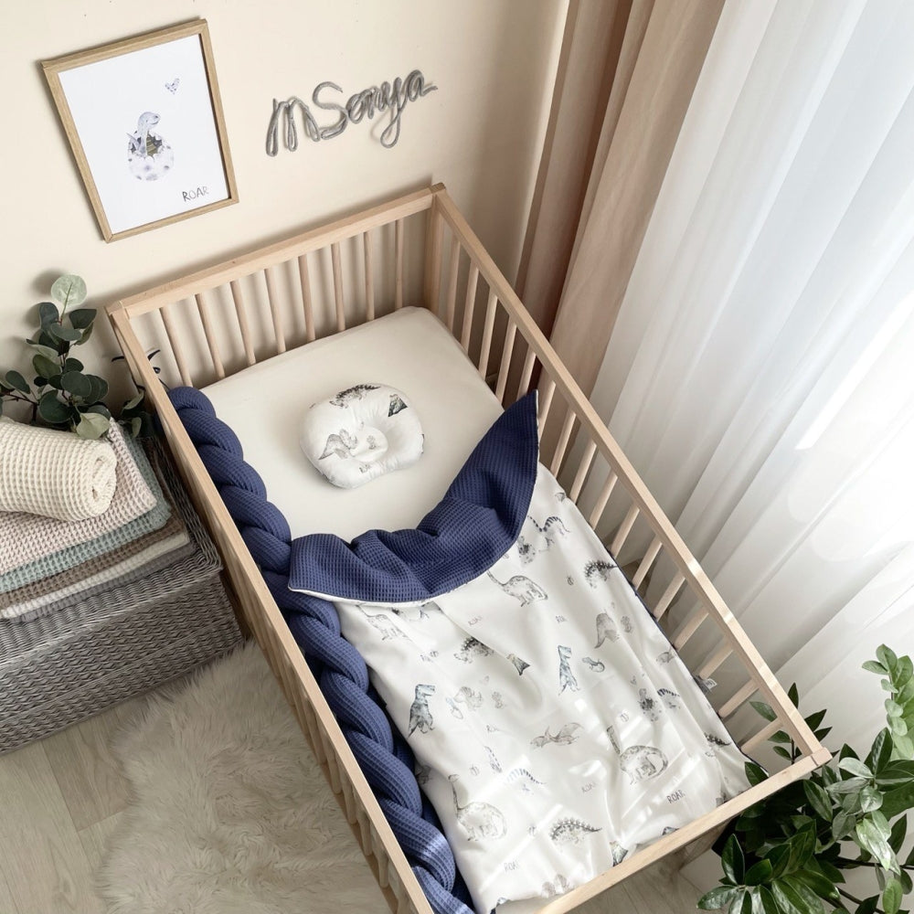 Vaflový pletený mantinel do postieľky 120 cm – modrý