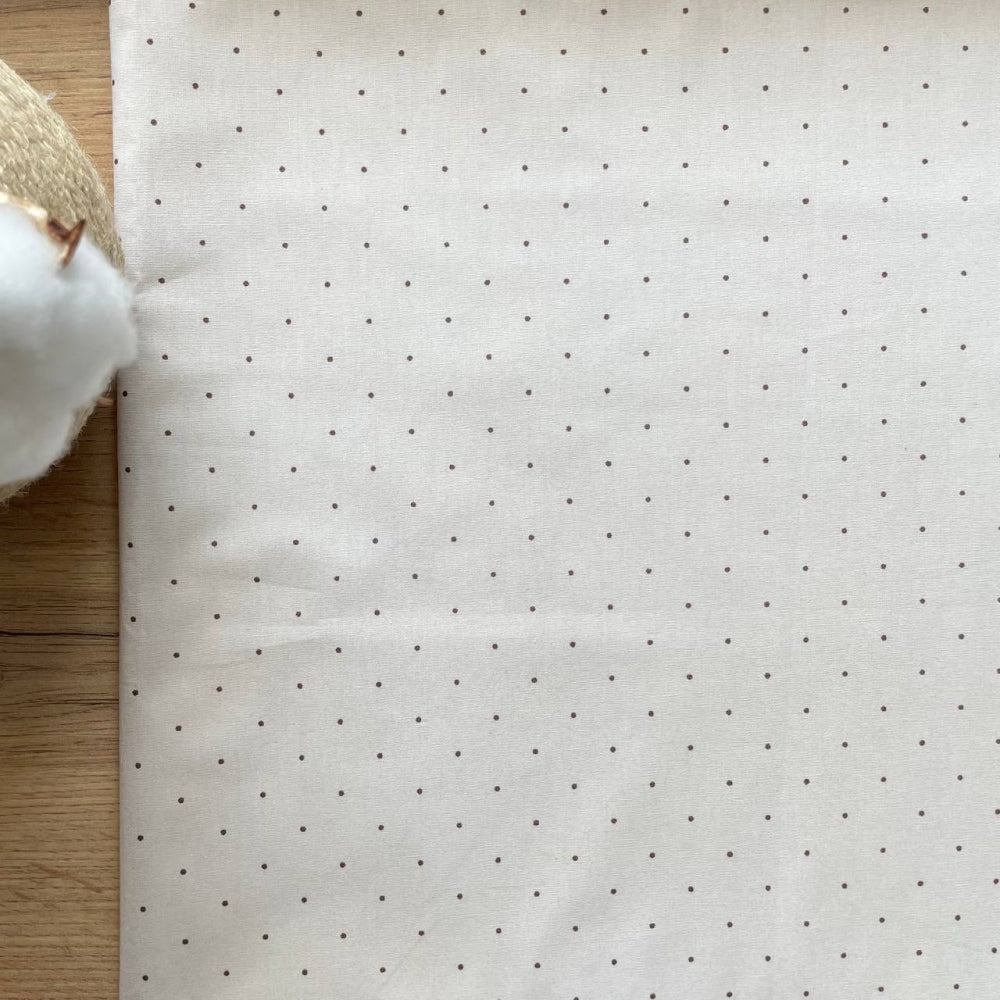 Nepremokavá podložka pre bábätko 50 × 80 cm bodky na béžovej