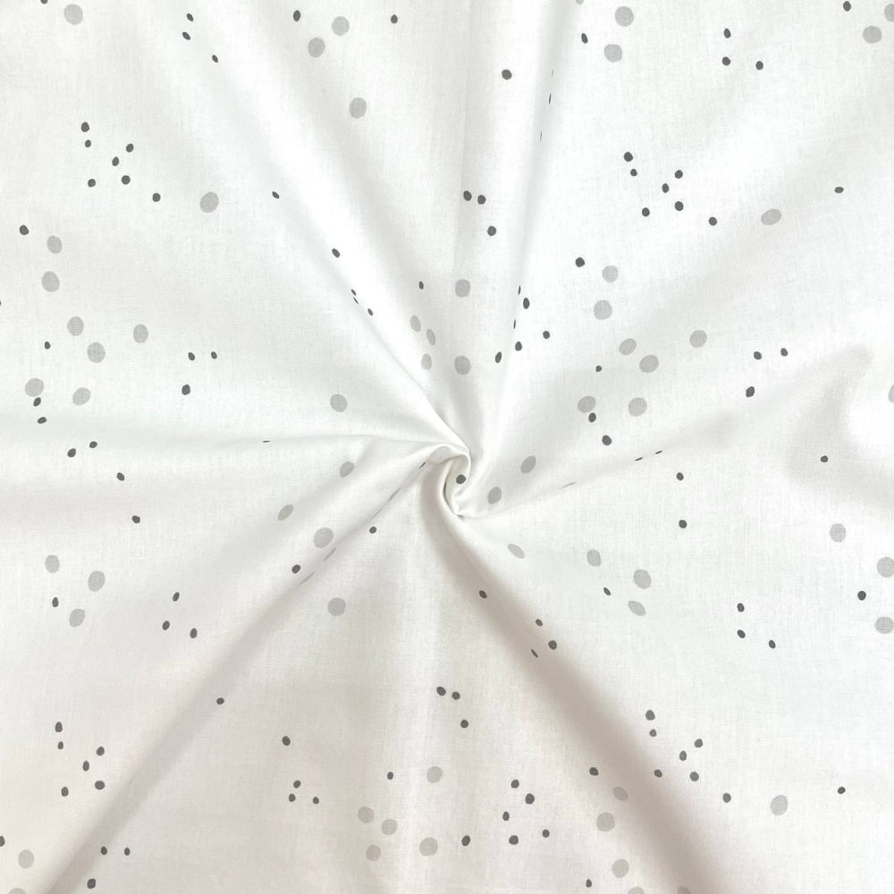 Nepremokavá podložka popelín/membrána 45 × 75 cm sivé škvrny