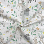 Nepremokavá podložka popelín/membrána 45 × 75 cm Bambi s kamarátmi
