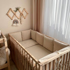 Ochranné mantinely do postieľky Velvet – moka