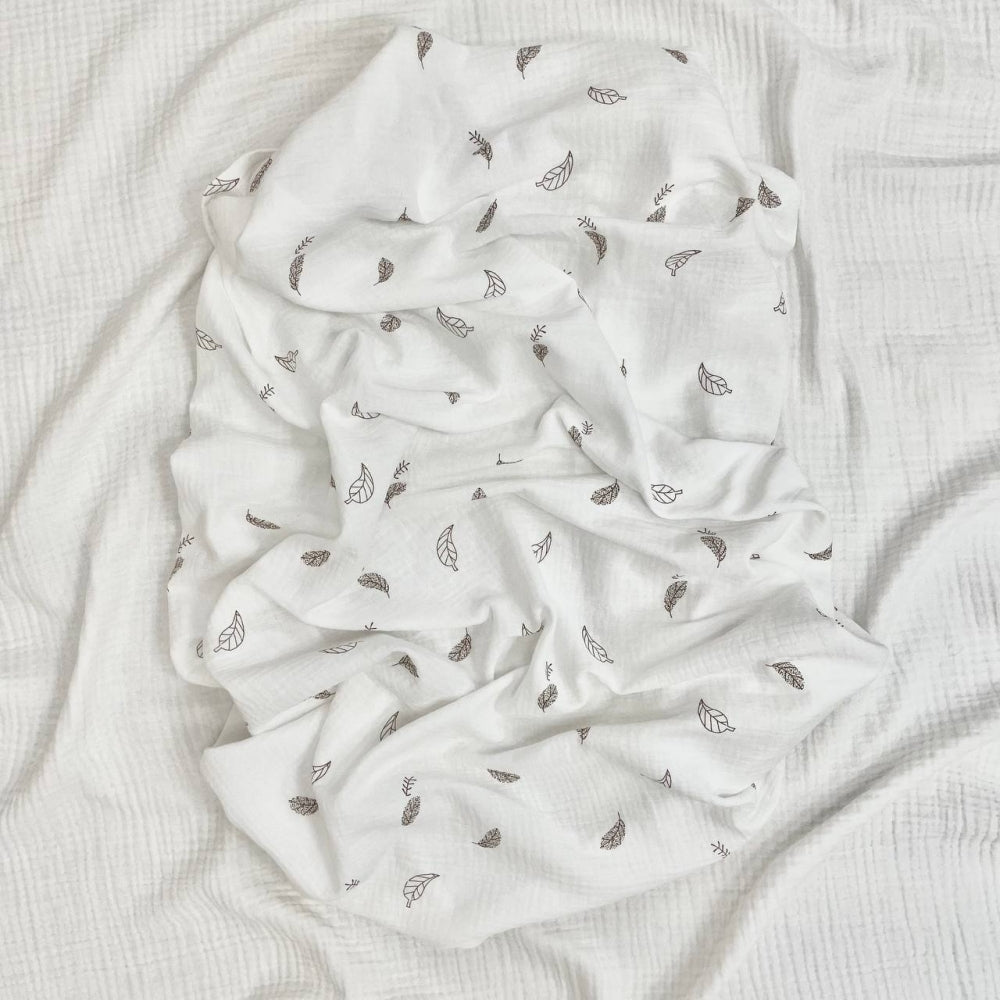 Veľká mušelínová plienka perie v hnedom, 95 × 135 cm