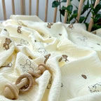 Veľká mušelínová plienka Medvedík so srdiečkami na ivory, 95 × 135 cm