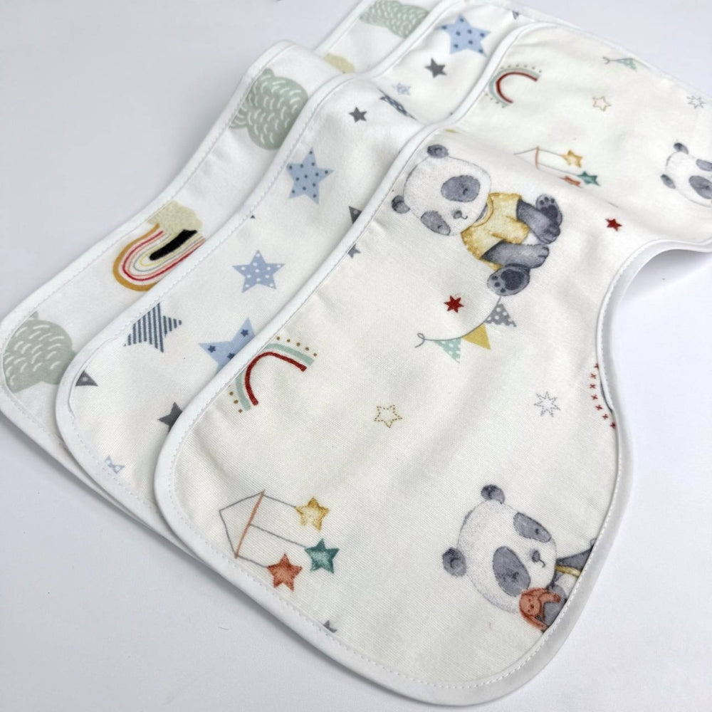 Súprava flanelových utierok na odgrgnutie, 3 ks – chlapec (dúhy/stars modrá/pandy)