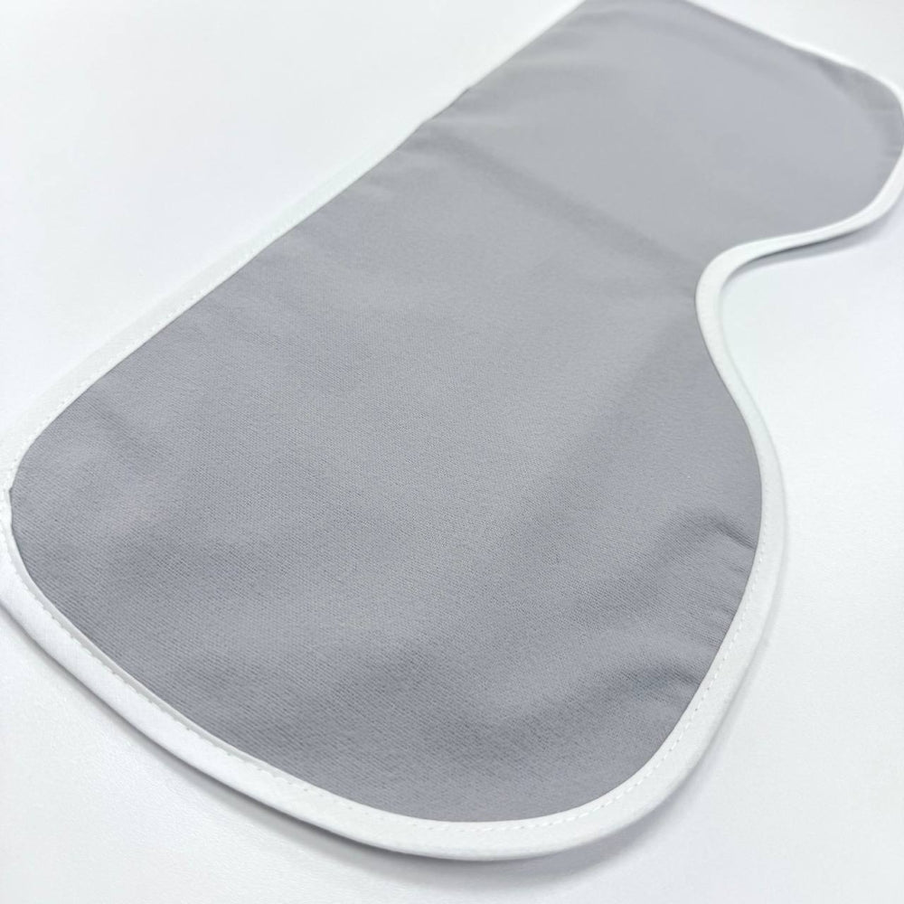 Súprava flanelových utierok na odgrgnutie, 3 ks – chlapec (patchwork/vláčiky/modrá)
