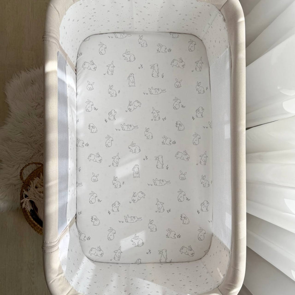 Detské popelínové plachty MiniNest 50 × 83 cm, 2 ks – Sivé zajačiky + sivé bodky na bielom