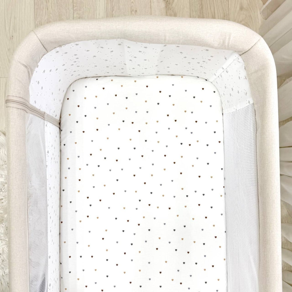 Popelínové plachty MiniNest 50 × 83 cm, 2 ks srdiečka na bielom + mliečna