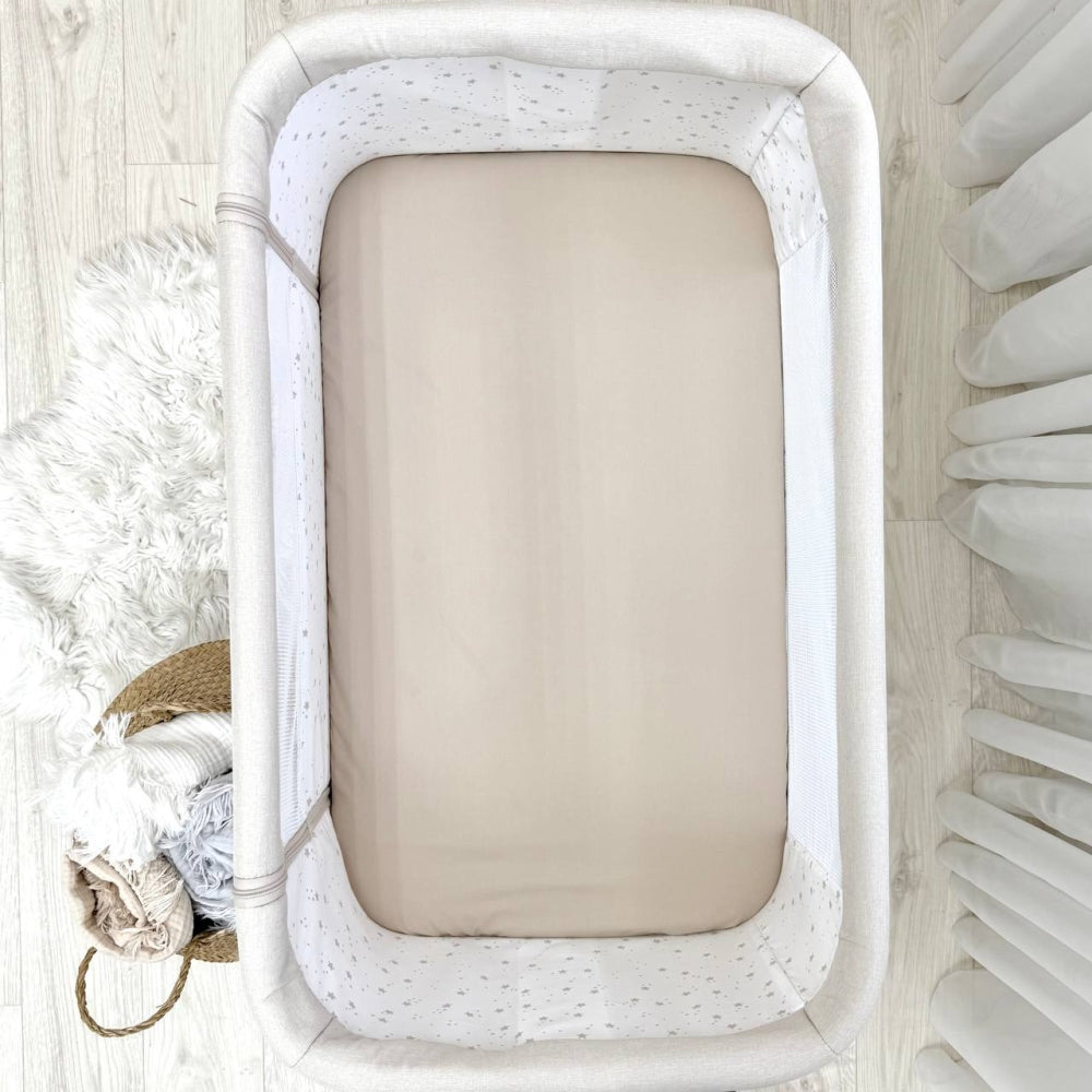 Popelínové plachty MiniNest 50 × 83 cm, 2 ks hviezdičky na béžovom + latte