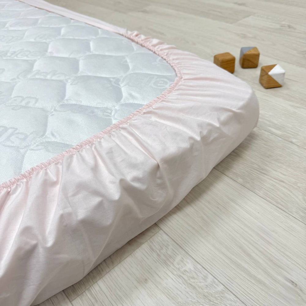 Súprava 2 detských plachiet 90 × 200 cm svetlá púdrová + púdrové srdiečka lila