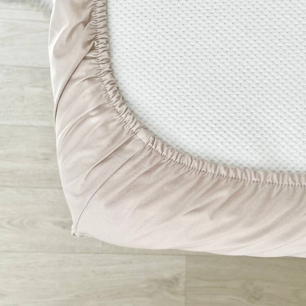 Plachta na matrac do postieľky 60 × 120 – kapučíno
