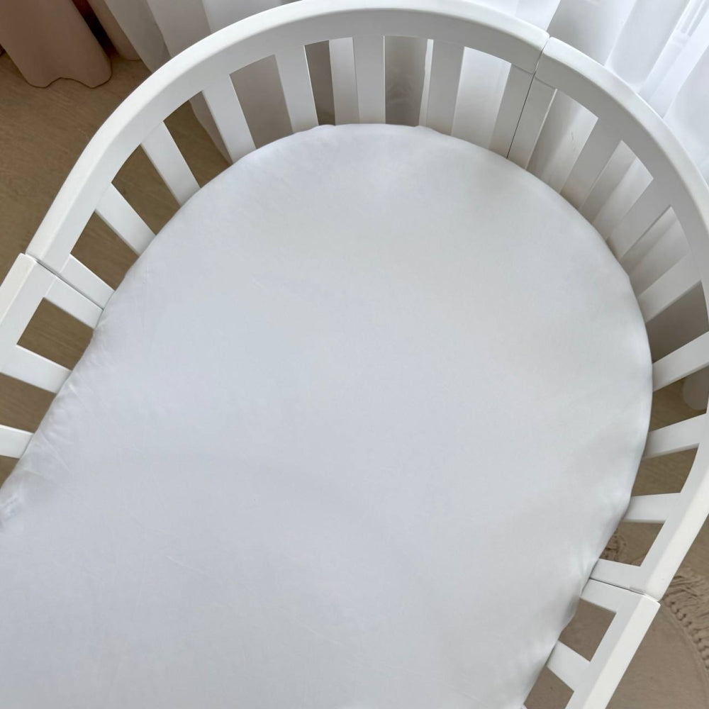 Saténová plachta do postieľky 140 × 70 cm – biela