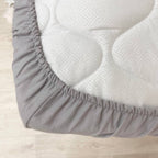 Flanelová napínacia plachta do postieľky 120 × 60 cm – sivá