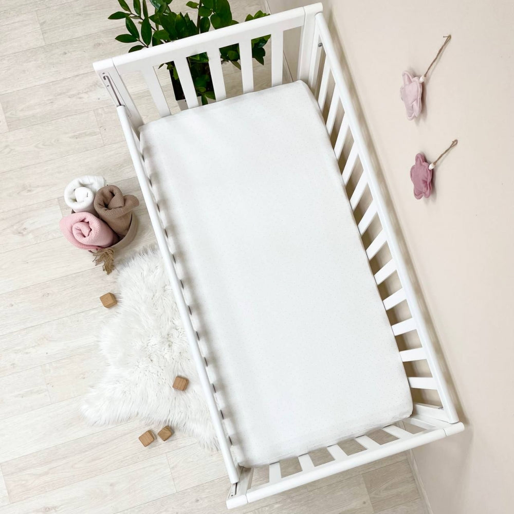 Detská plachta do postieľky 60 × 120 cm – púdrová bodka na bielej