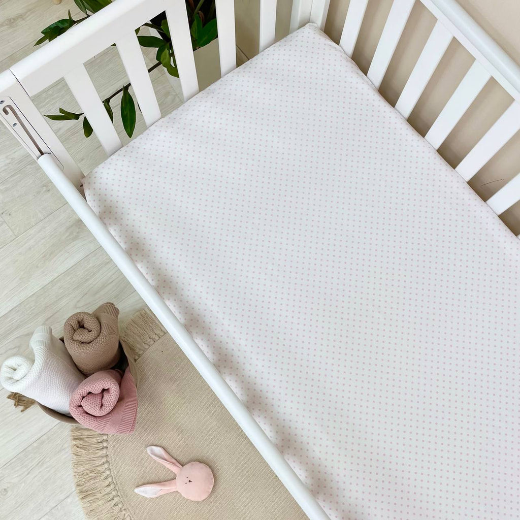 Detská plachta do postieľky 60 × 120 – ružové bodky na bielom