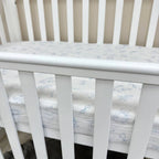 Mušelínová plachta do postieľky 120 × 60 cm – Baby Dear modrá