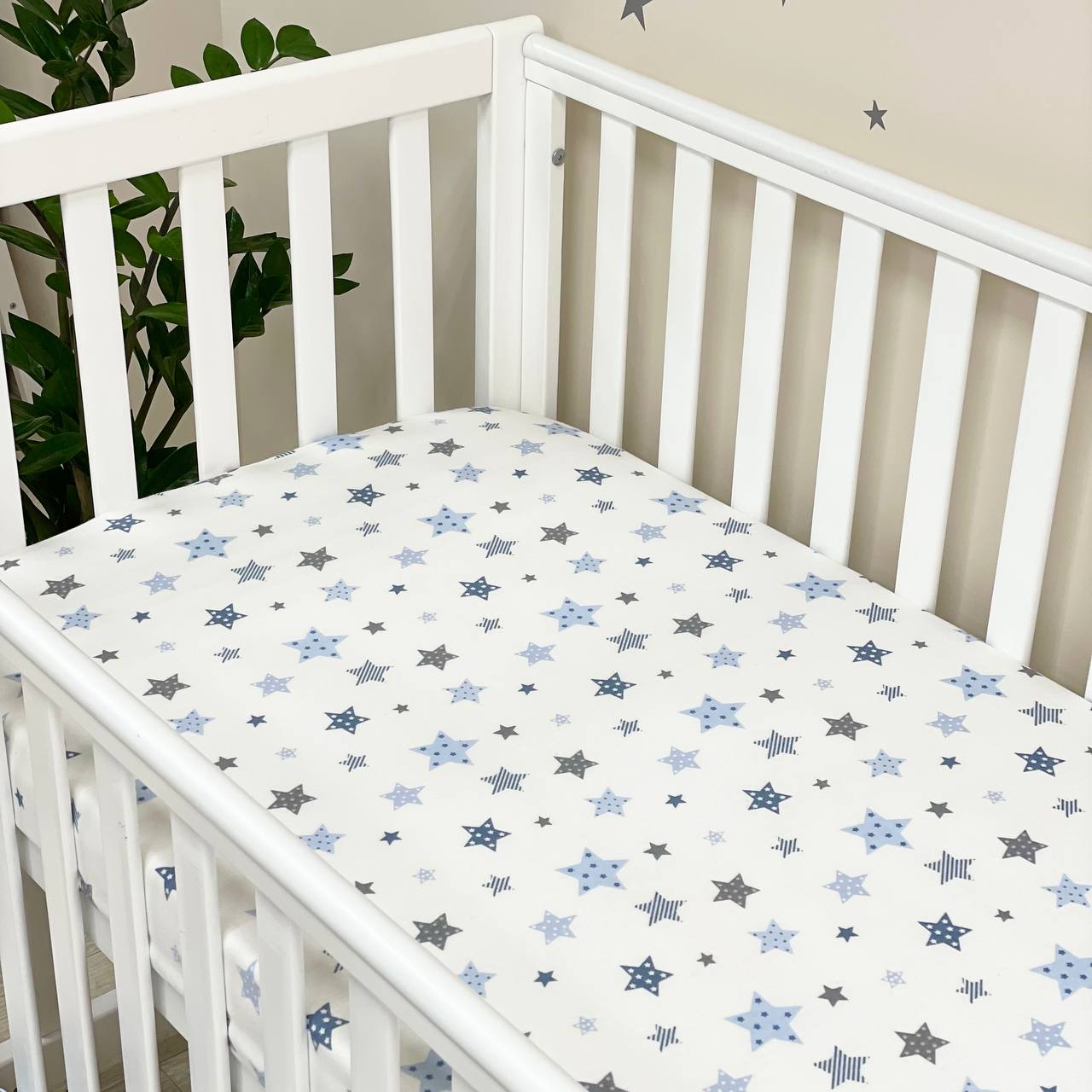 Flanelová napínacia plachta do postieľky 120 × 60 cm – Stars modrá