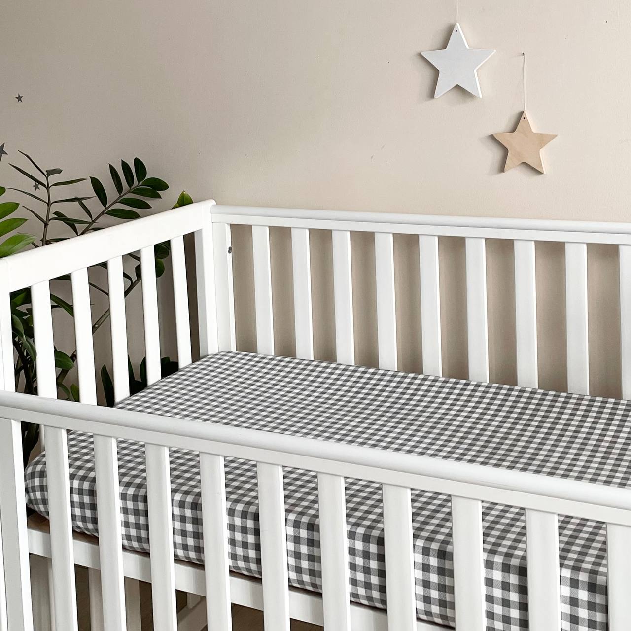 Flanelová napínacia plachta do postieľky 120 × 60 cm – Kocka sivo-biela
