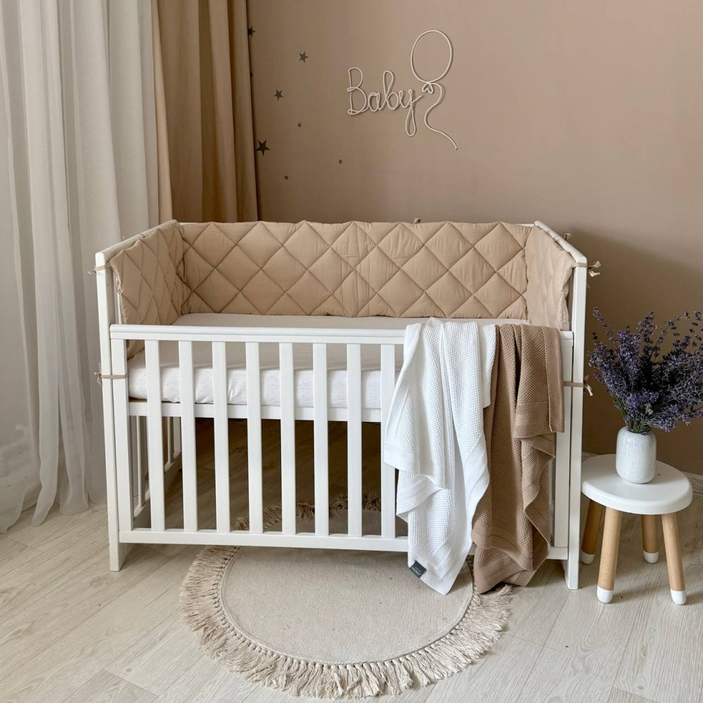 Prešívaný mantinel Baby Dream na 3 strany postieľky latte