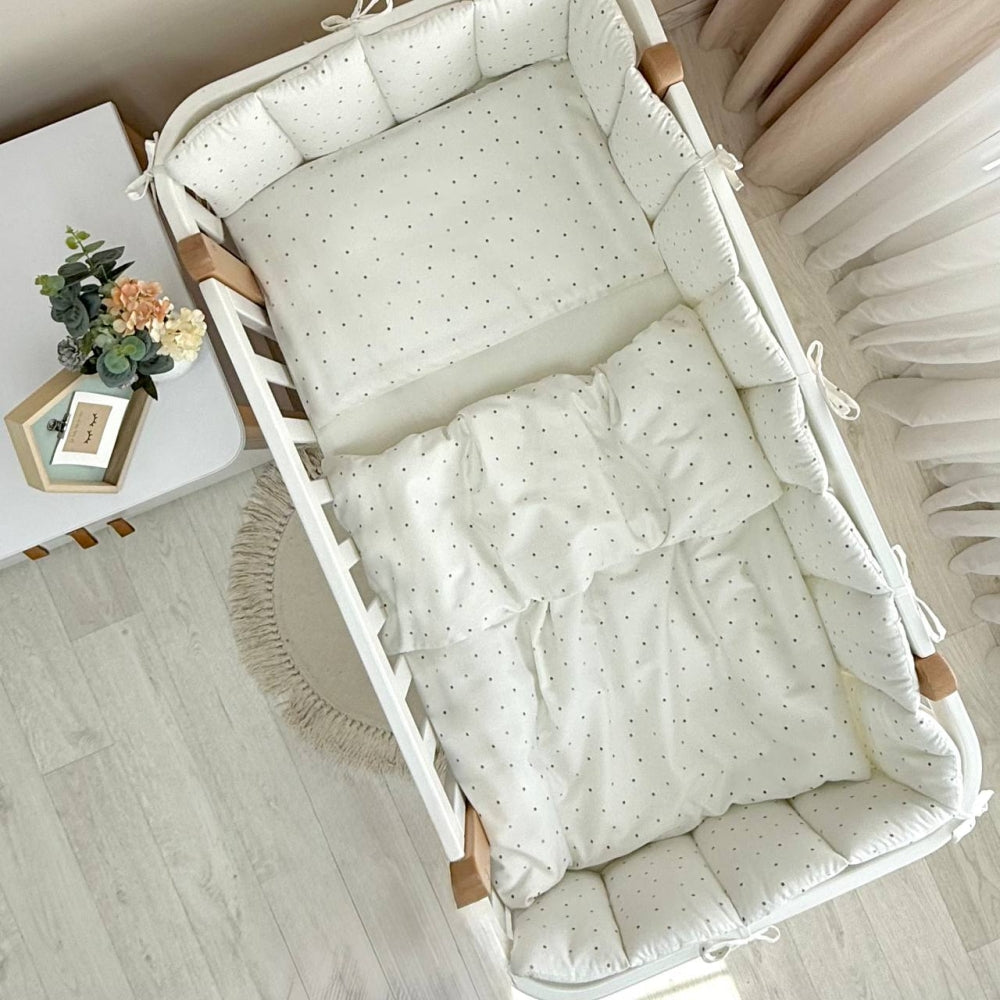 Saténový set do postieľky Tiny Love – hviezdičky na mliečnom