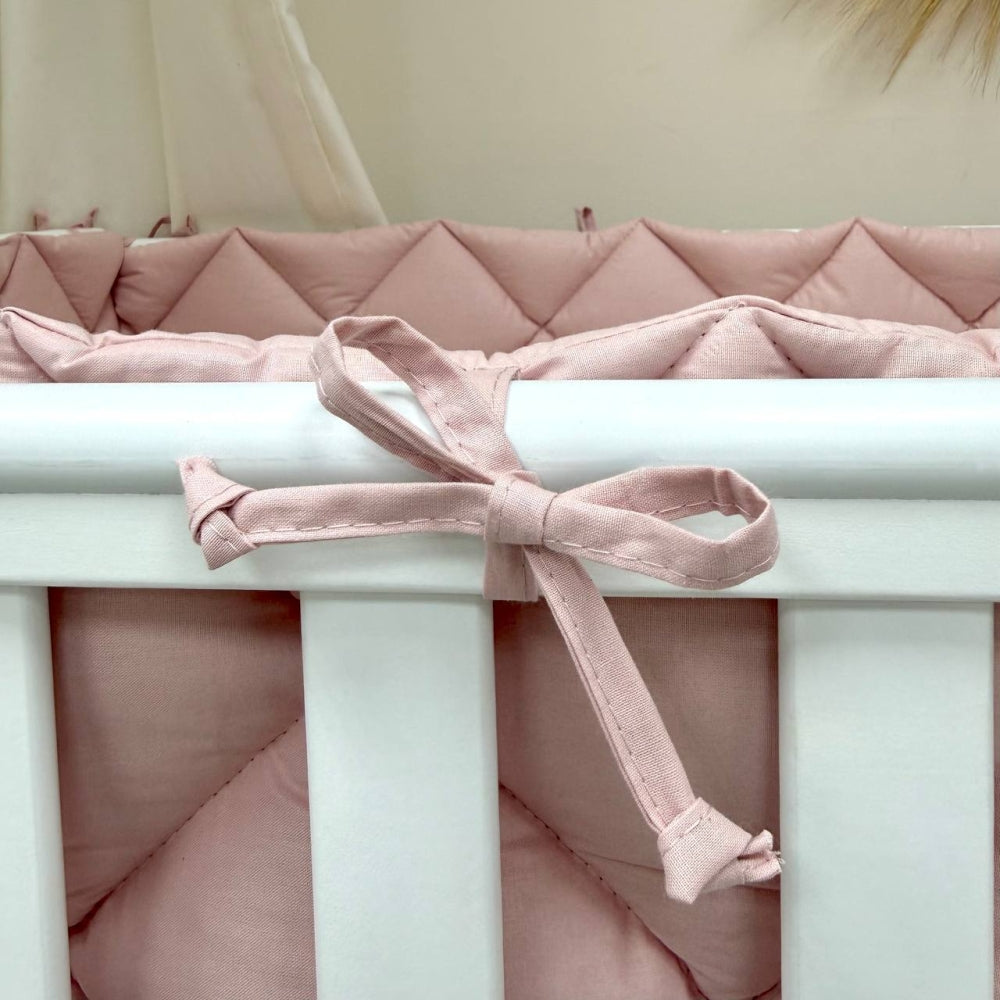 Výbava do postieľky Baby Mix – Pierko púdrové