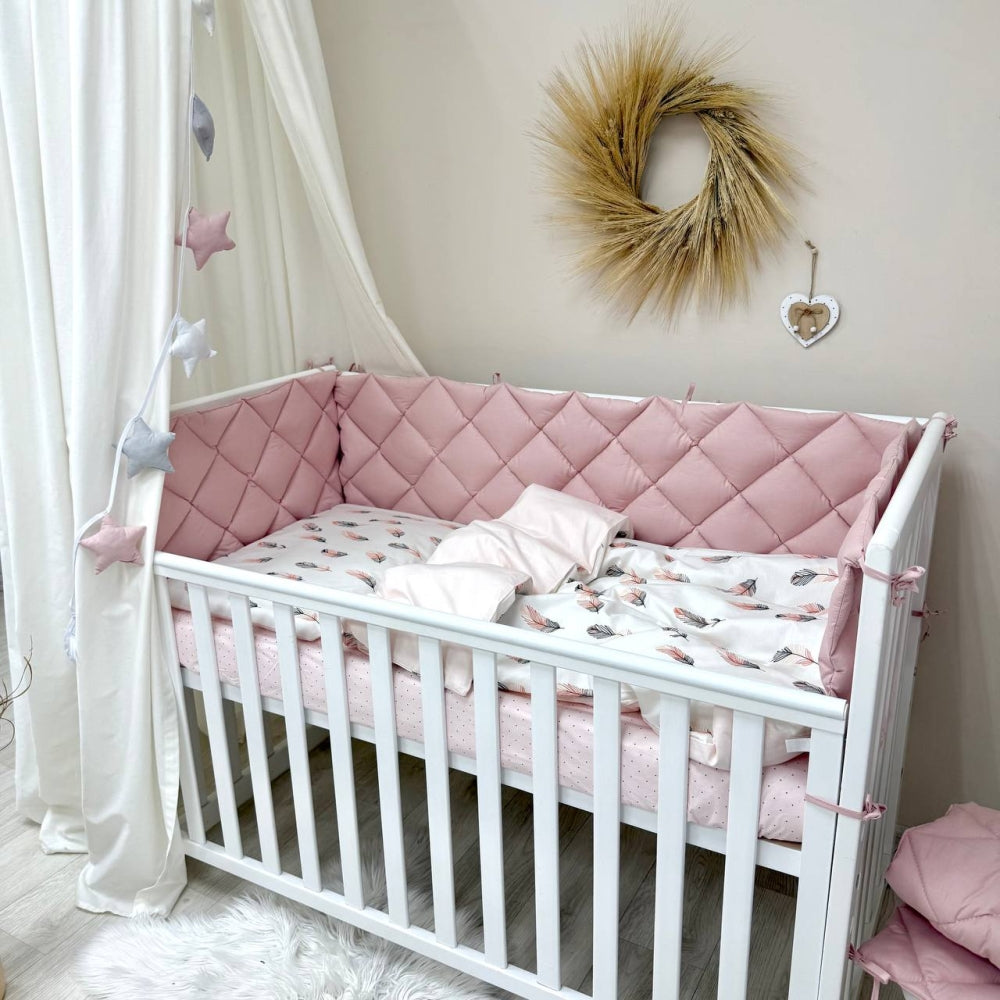 Výbava do postieľky Baby Mix – Pierko púdrové