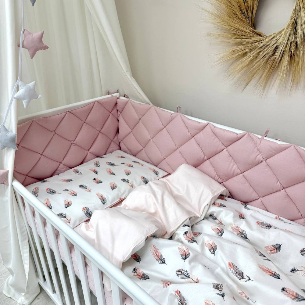 Výbava do postieľky Baby Mix – Pierko púdrové