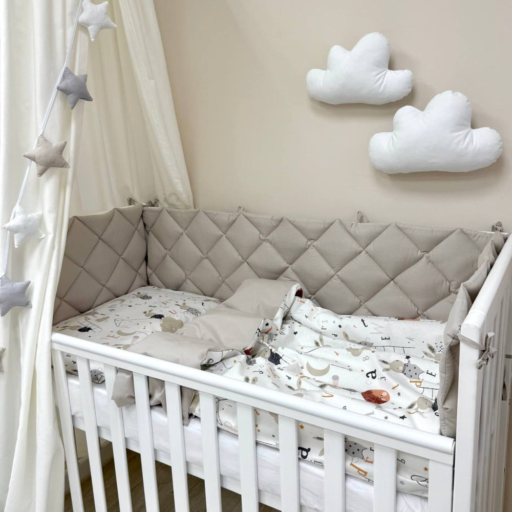 Výbava do postieľky Baby Mix – Zajačiky na rebríku béžový