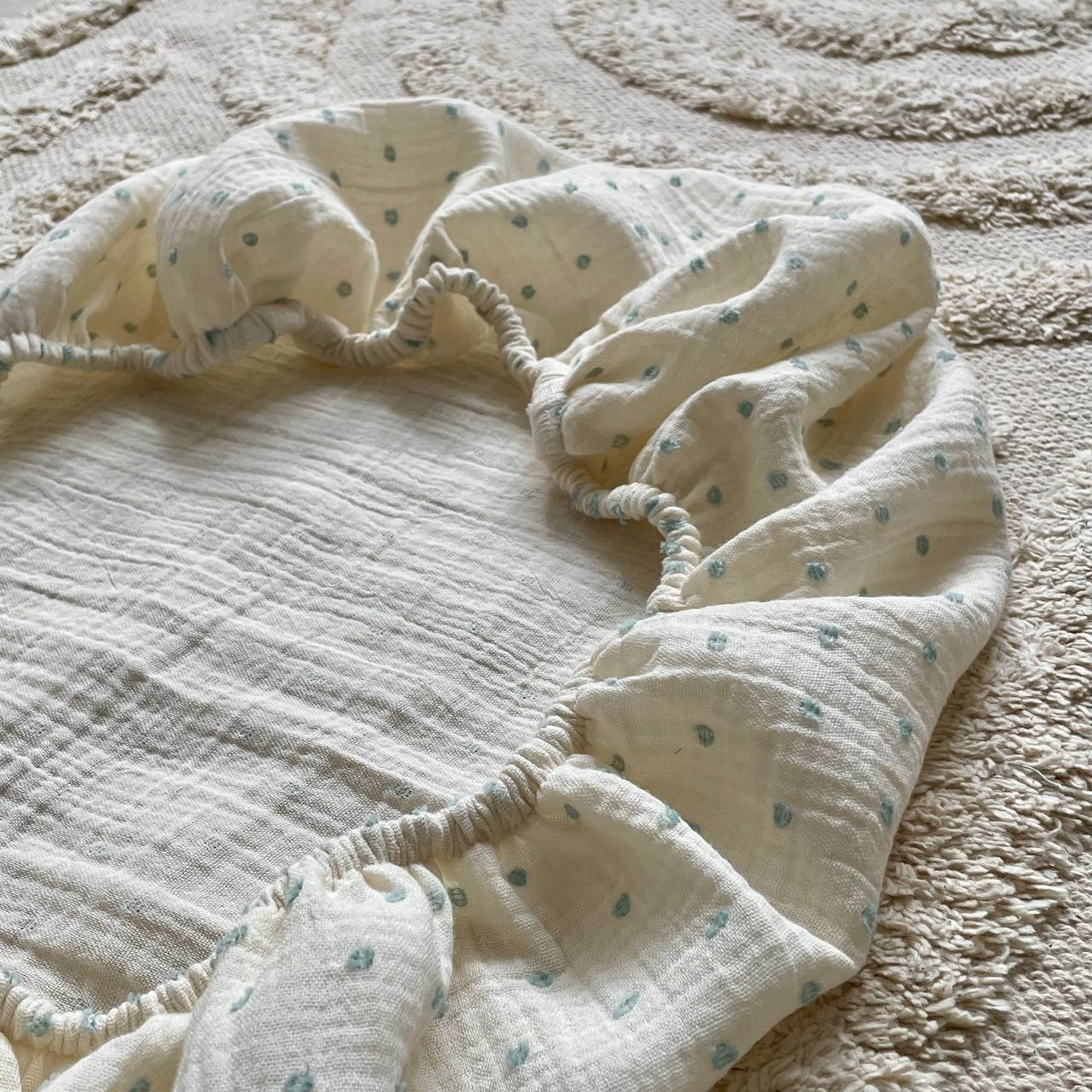 Mušelínová plachta do kočíka hrášok mäta