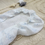 Mušelínová plachta do kočíka Baby Dear 45 × 80 cm – modrá