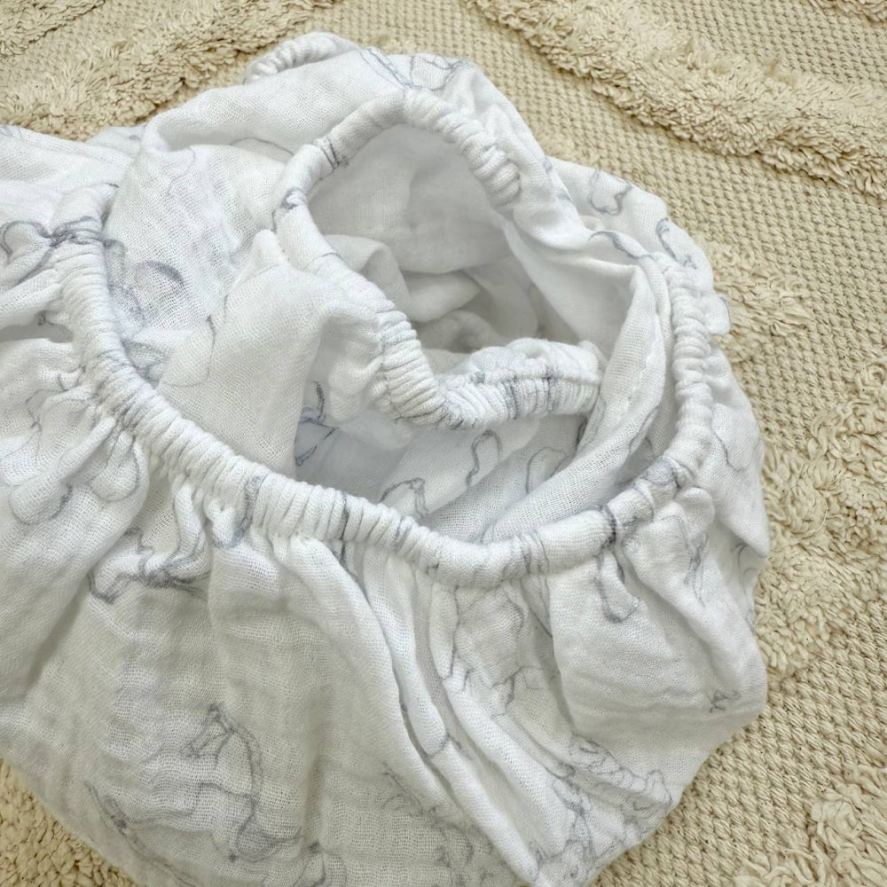 Mušelínová plachta do kočíka Baby Dear 45 × 80 cm – sivá