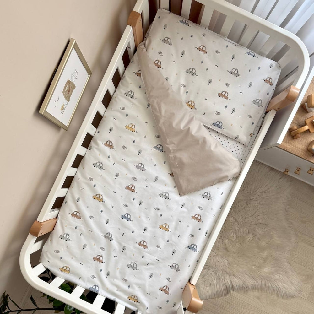 Detská posteľná súprava do postieľky Baby Dream – Autíčka bledomodrá