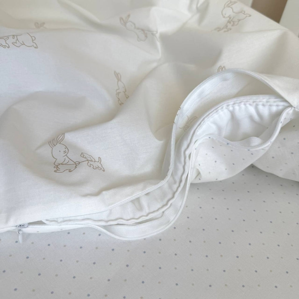 Detská posteľná súprava do postieľky Baby Dream – Zajačik so psíkom béžovo-bledomodrá