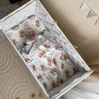 Bavlnená posteľná súprava do postieľky Baby Mix – Teddy sivá