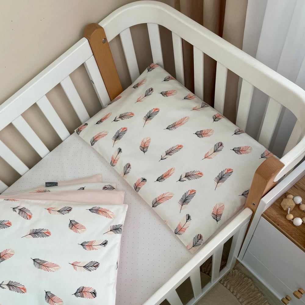 Bavlnená posteľná súprava do postieľky Baby Mix – Pierko púdrové