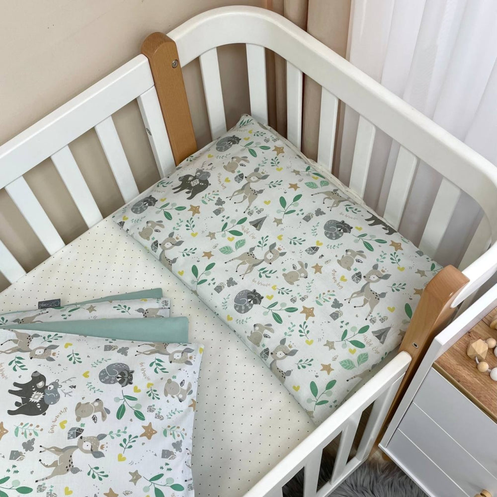 Bavlnená posteľná súprava do postieľky Baby Mix – Bamby s priateľmi