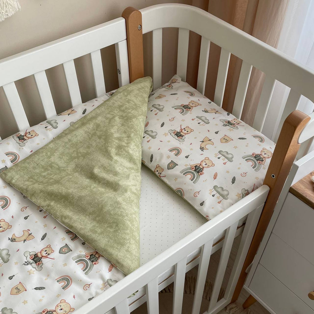 Bavlnená posteľná súprava do postieľky Baby Mix – Medvedík boy mätová