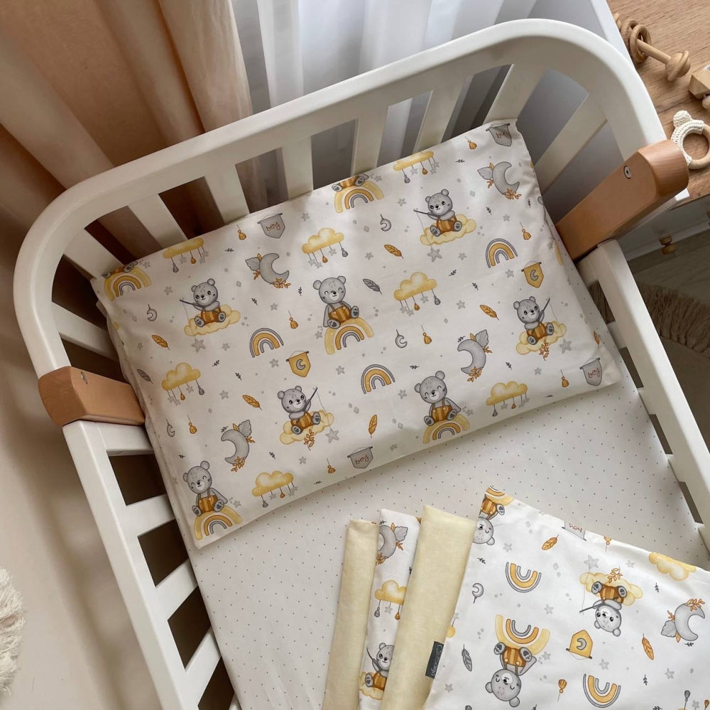 Bavlnená posteľná súprava do postieľky Baby Mix – Medvedík boy žltý