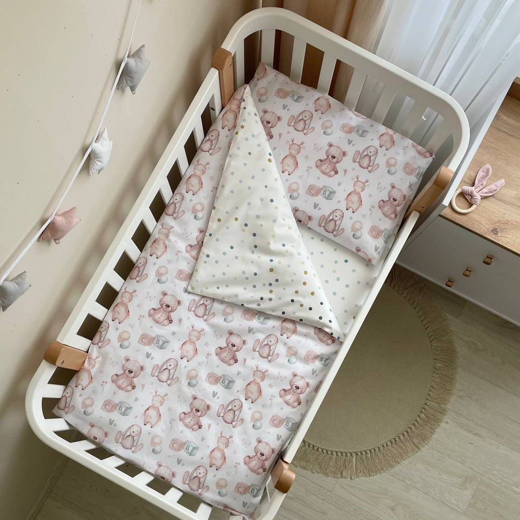 Bavlnená posteľná súprava do postieľky Baby Mix – Mäkké hračky