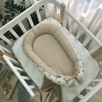 Hniezdo pre bábätko Baby Design – srdcia sivo-béžové