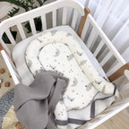 Hniezdo pre bábätko Baby Design – sivé obláčiky s mesiacom