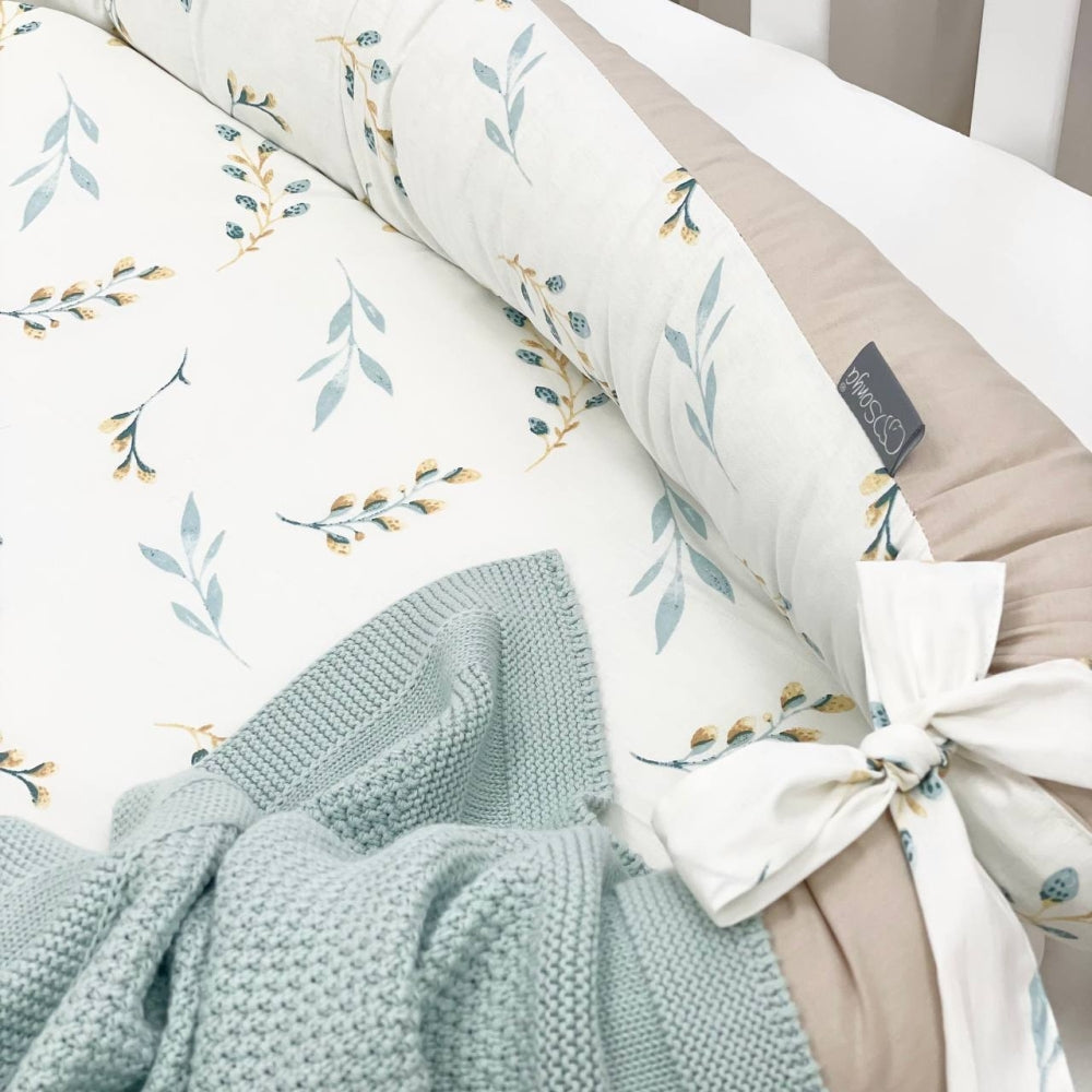 Hniezdo pre bábätko Baby Design – vetvičky mačiek mätové