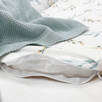 Hniezdo pre bábätko Baby Design – vetvičky mačiek mätové
