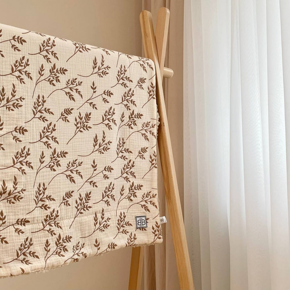 Zateplená mušelínová deka pre bábätko Vetvičky akácie 80 × 100 cm