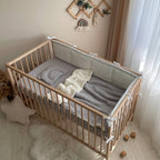 Mušelínová plachta do postieľky 120 × 60 cm – sivá