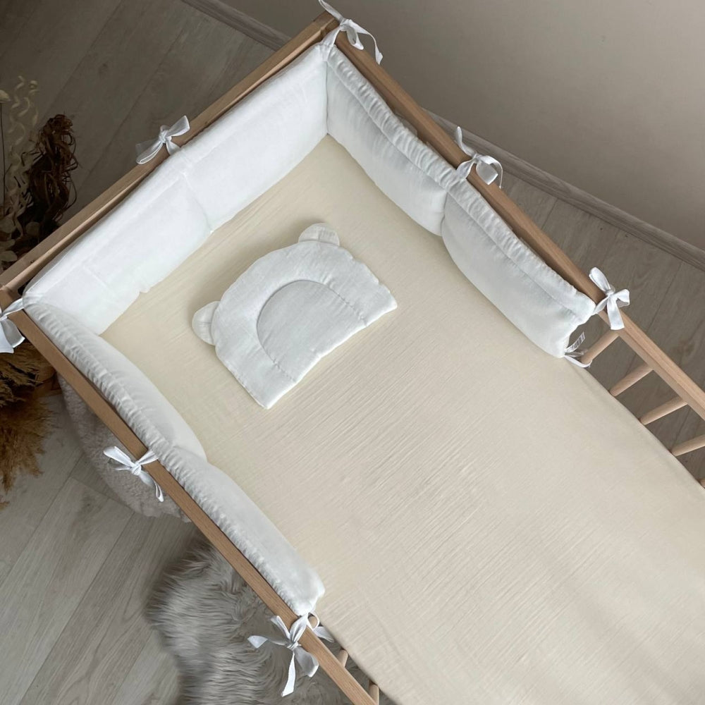 Mušelínový mantinel na 2 strany postieľky BB č. 10 mliečny